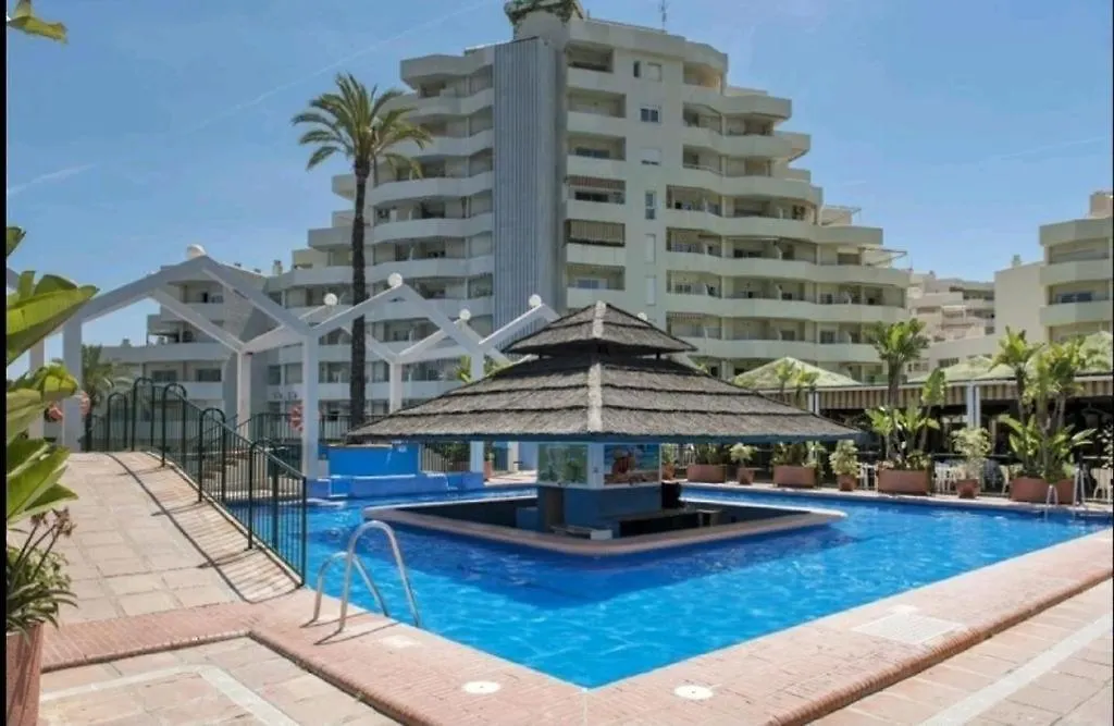 Appartment Totally Upgraded At Benal Beach 贝纳尔马德纳 公寓
