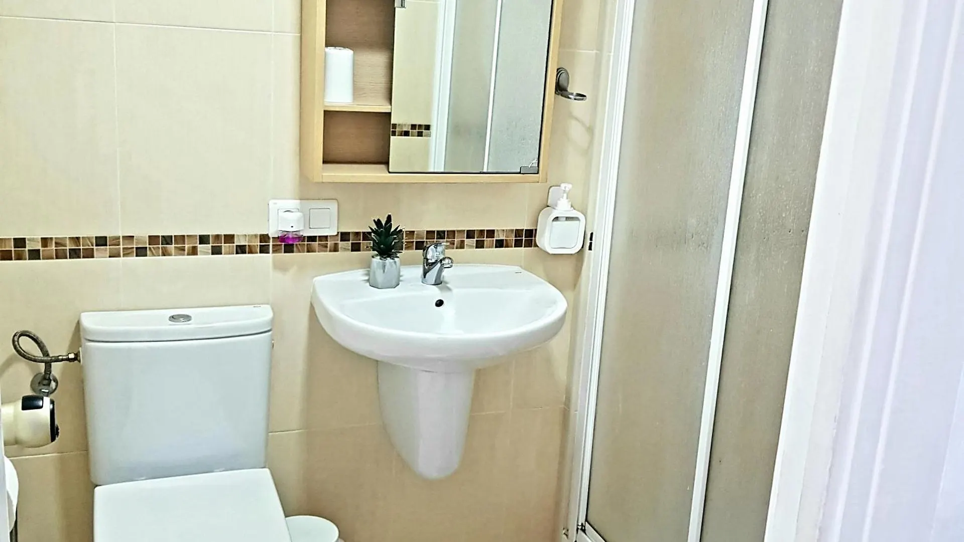 公寓 Appartment Totally Upgraded At Benal Beach 贝纳尔马德纳